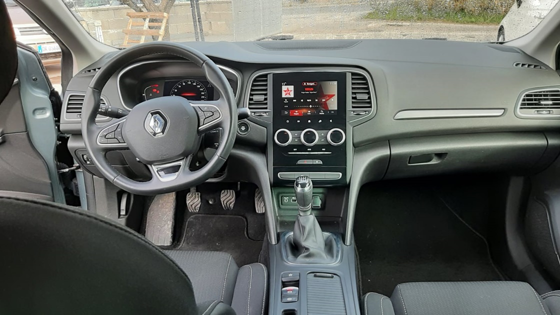 Renault Megane Sporter Blue Business 1.5 dci 115cv anno 05-2021