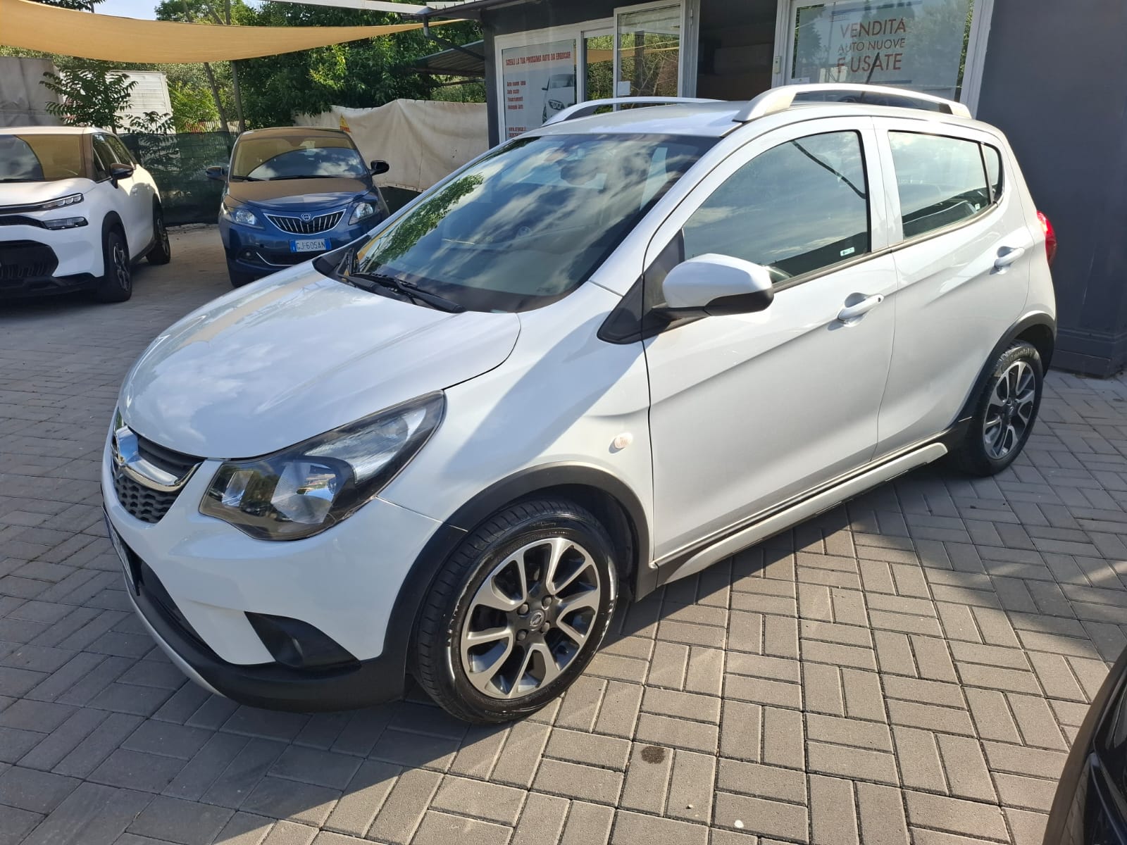 OPEL Karl ROCKS 1.0 75 CV – Neopatentati - CarPlay - Euro 6b 