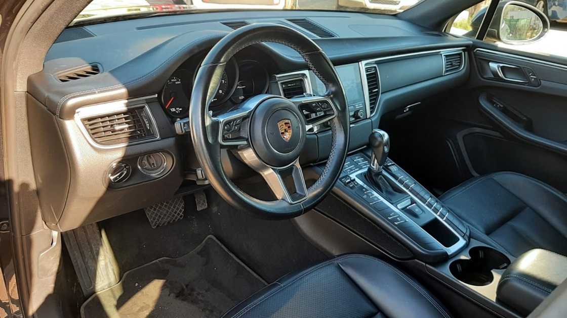 Porsche Macan 2.0 benzina 252cv anno 07-2018
