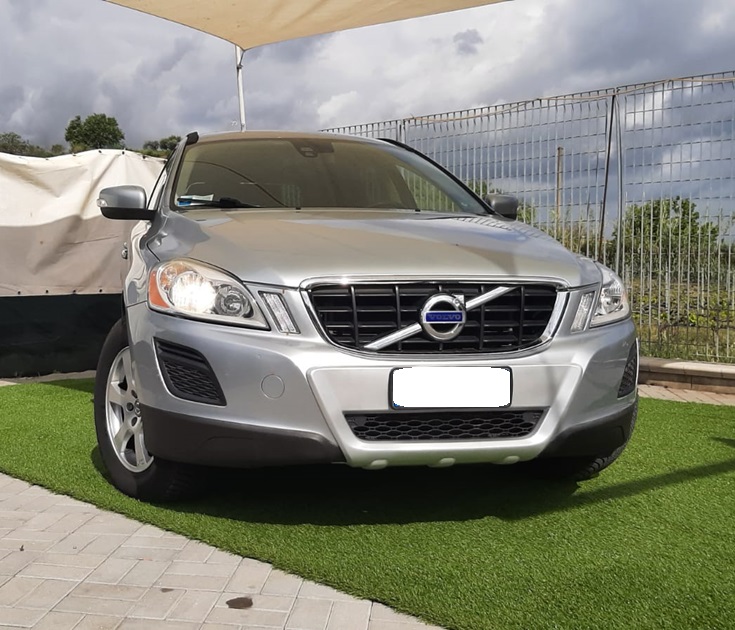 Volvo XC60 2.4 d4 (d3) Kinetic awd 163cv geartronic anno 05-2011