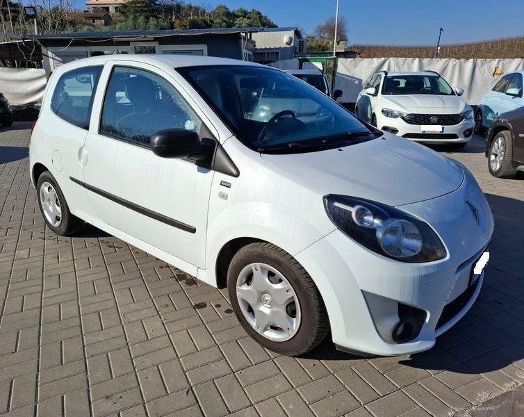 Renault New Twingo 1.2 benzina 75cv anno 11-2011 