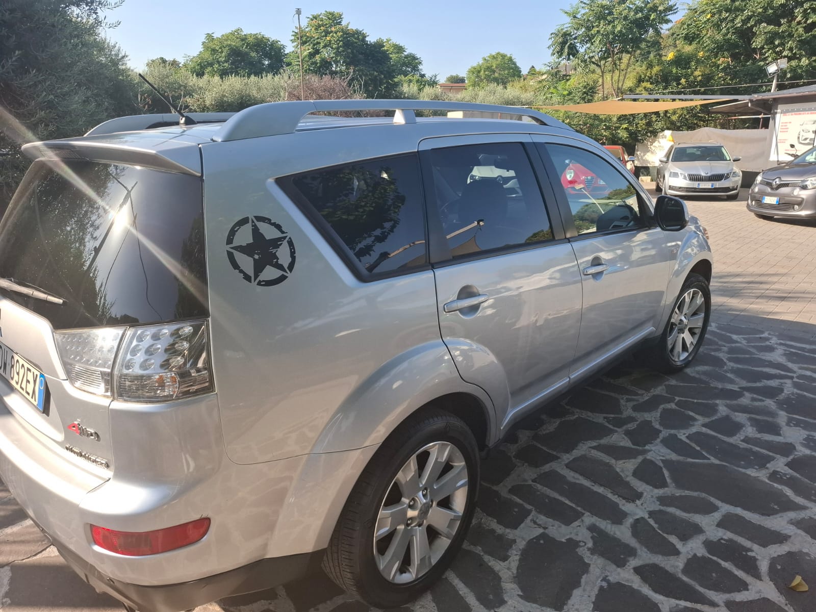 Mitsubishi Outlander 2.2 DI-D 7P Instyle 4X4