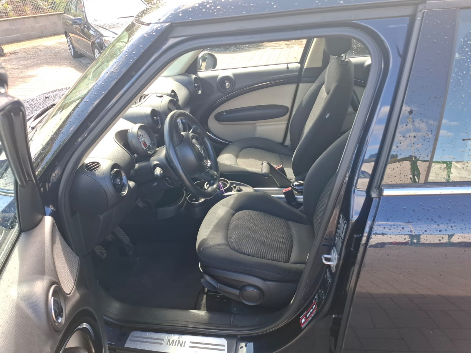 MINI Countryman 1.6 Cooper D 111 CV 4X4– Manutenzione Certificata & Garanzia 12 Mesi