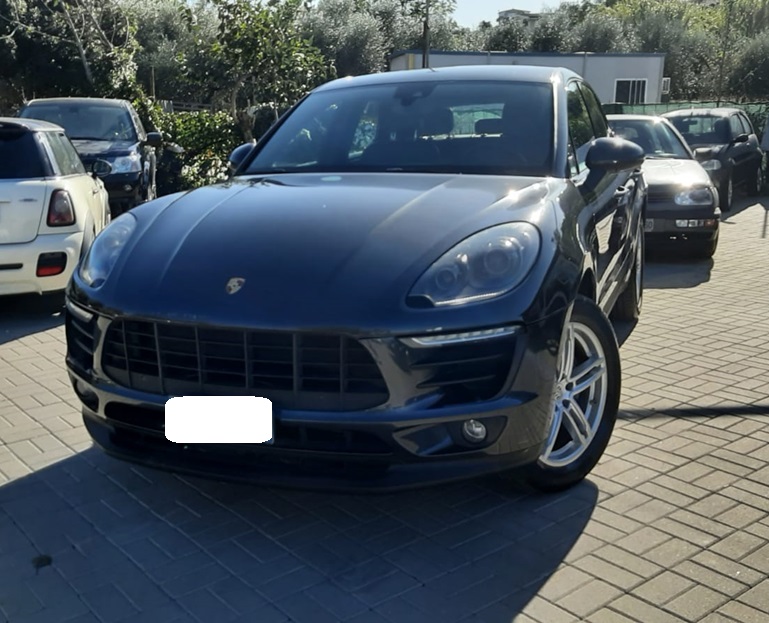 Porsche Macan 2.0 benzina 252cv anno 07-2018