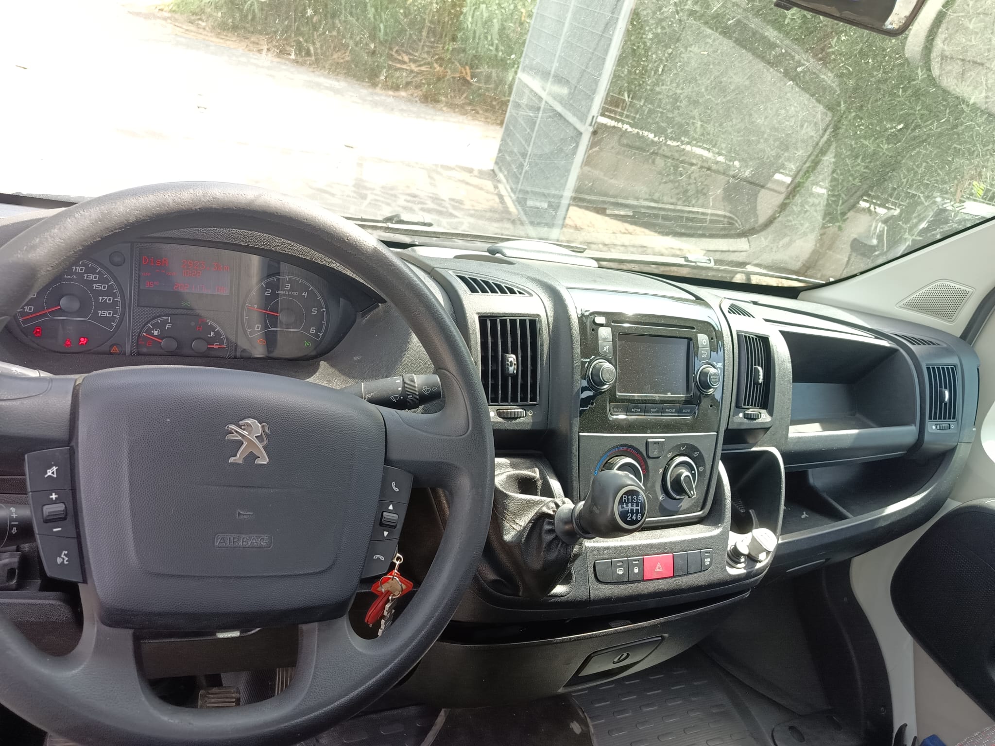 PEUGEOT BOXER CARROATTREZZI 2.0 BlueHDi (Euro 6) 