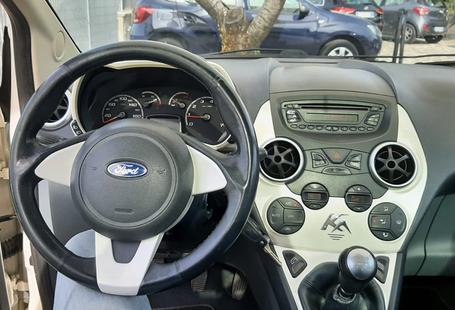 Ford Ka Titanium 1.3 dci 75cv anno 08-2010 