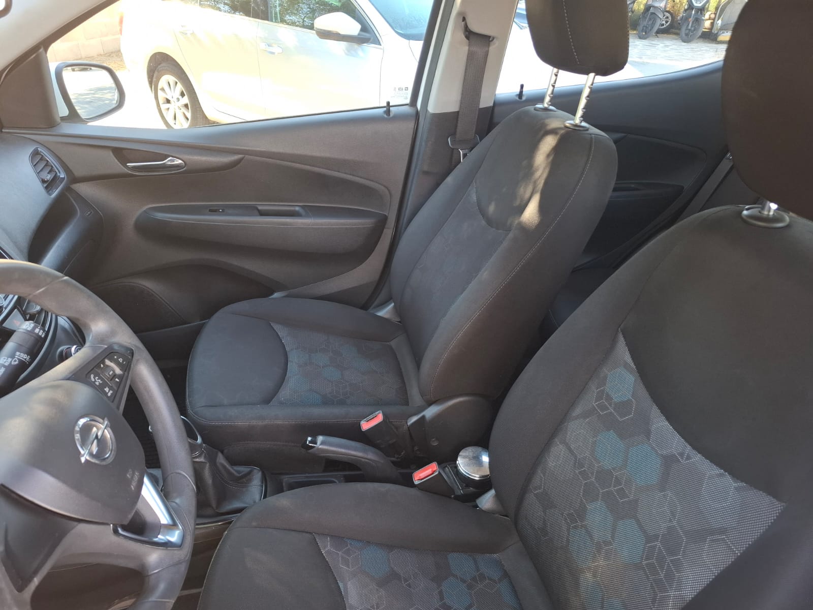 OPEL Karl ROCKS 1.0 75 CV – Neopatentati - CarPlay - Euro 6b 