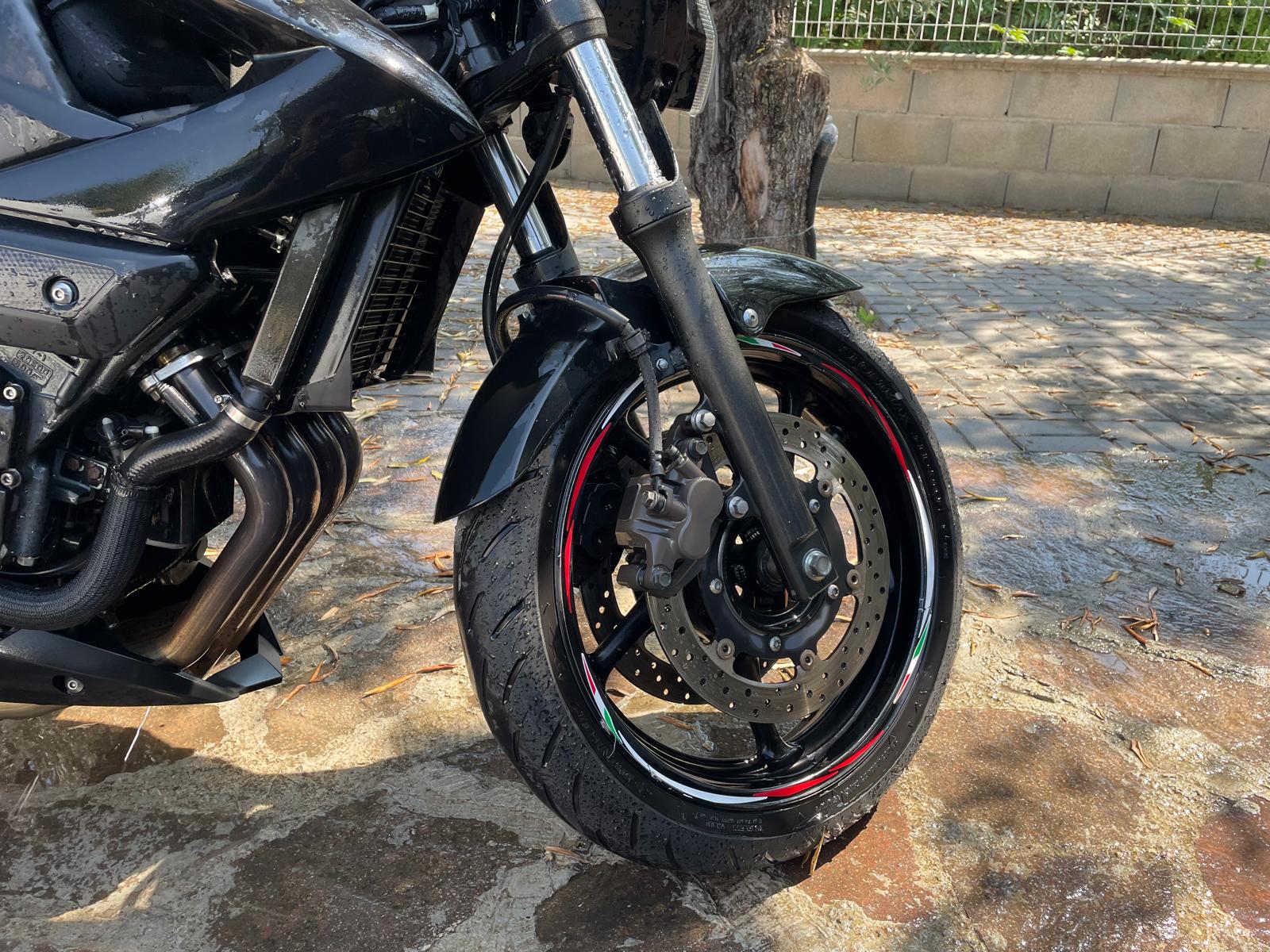 Yamaha XJ6 – Anno 2012 – 600 cc 