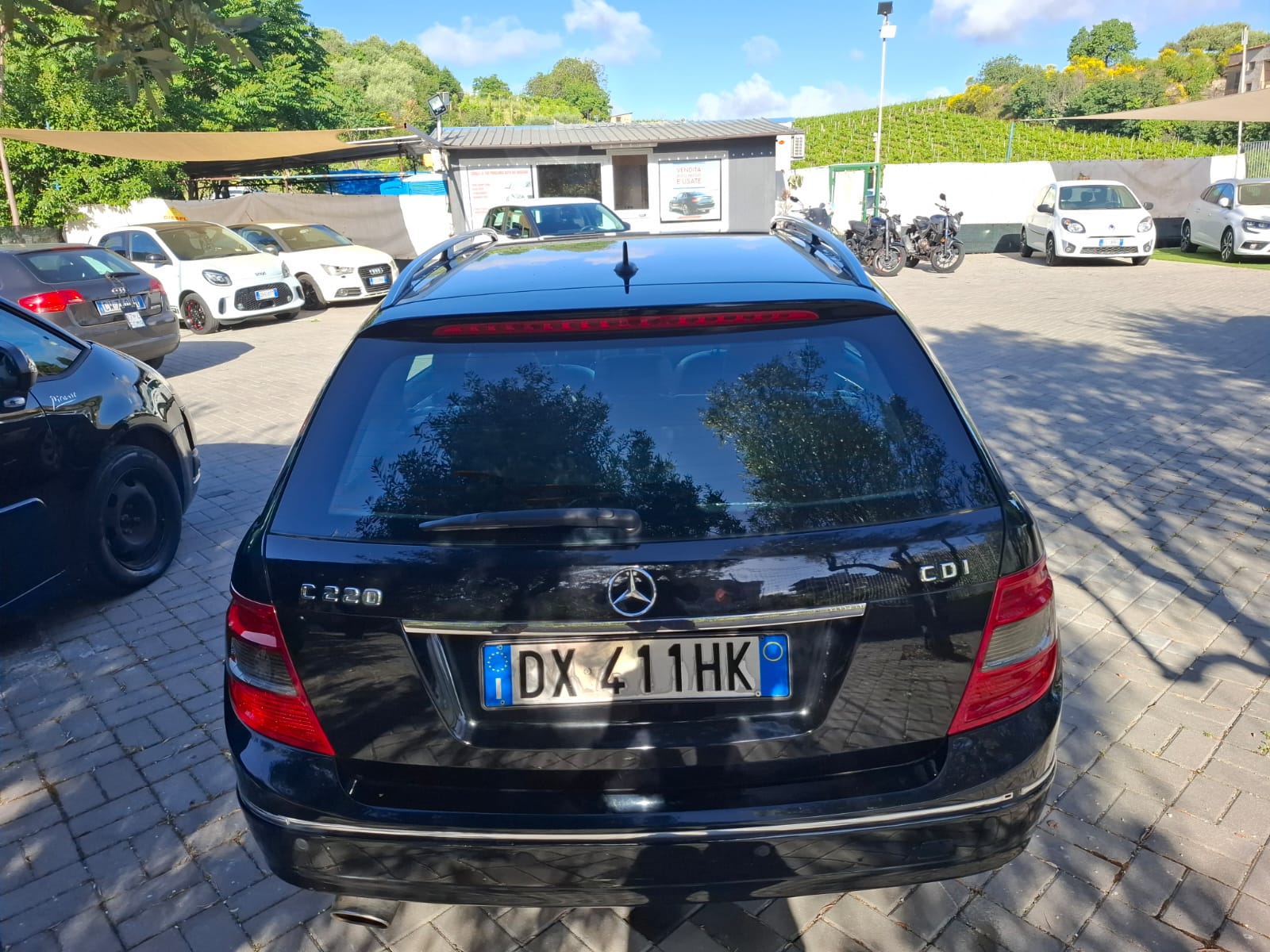 Mercedes Classe C220 Station Wagon, versione BlueEfficiency con cambio automatico
