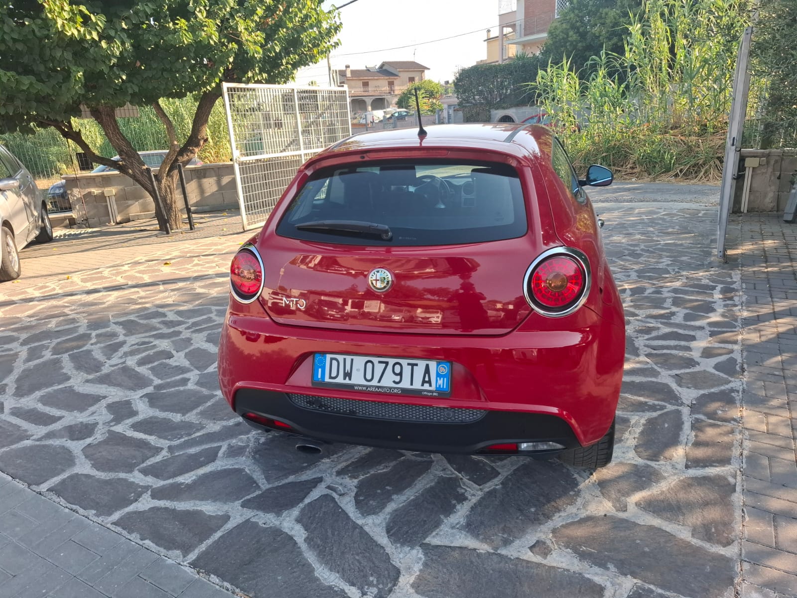Alfa Romeo MiTo 1.4 78 CV (58 kW) allestimento Distinctive con Sport Pack Cromo 2009