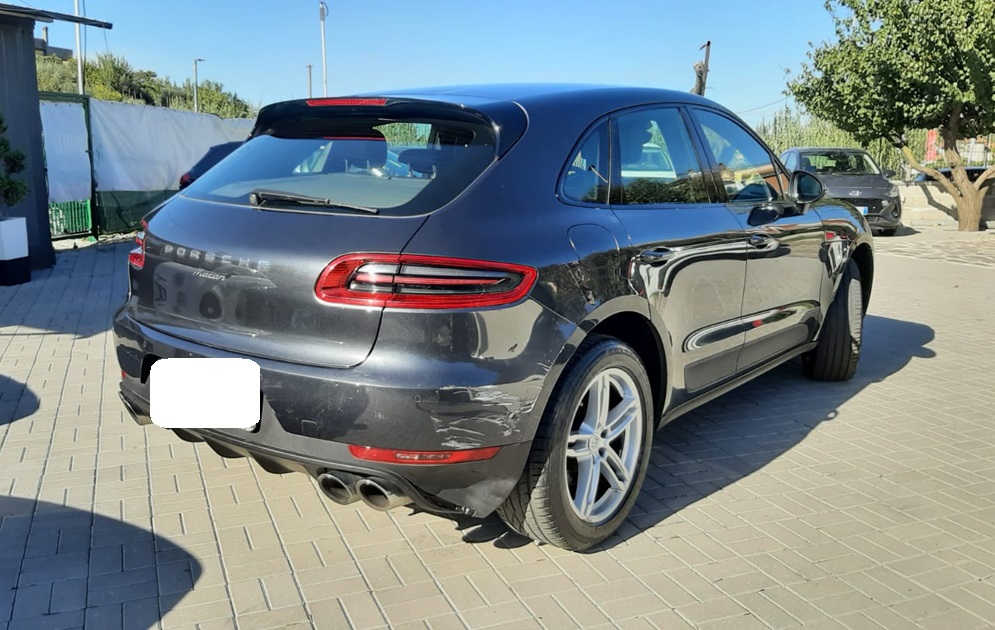Porsche Macan 2.0 benzina 252cv anno 07-2018
