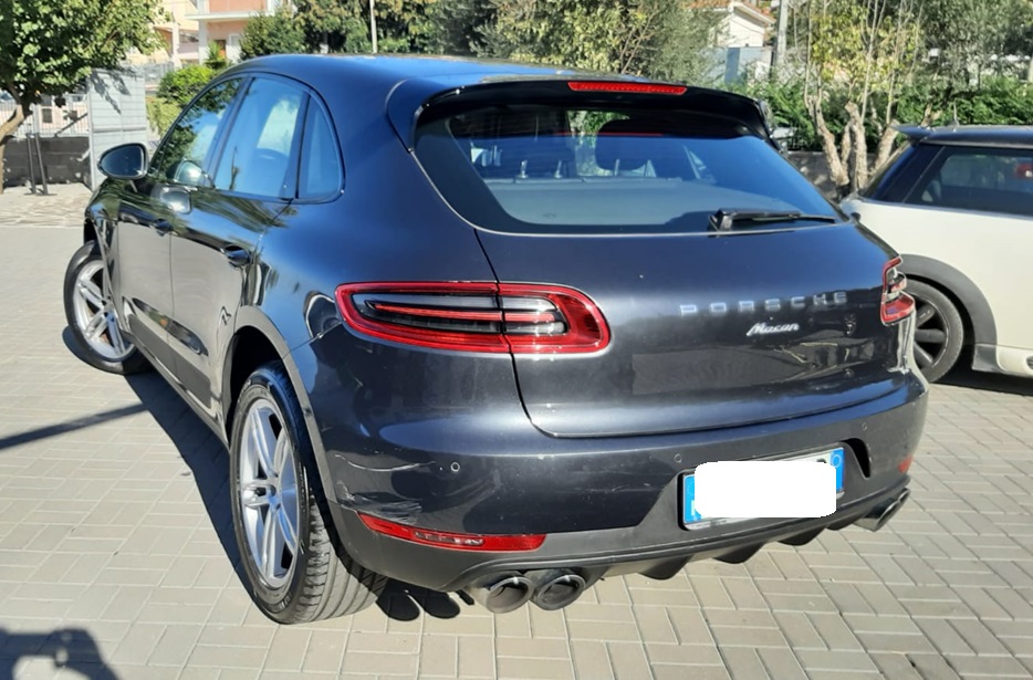 Porsche Macan 2.0 benzina 252cv anno 07-2018