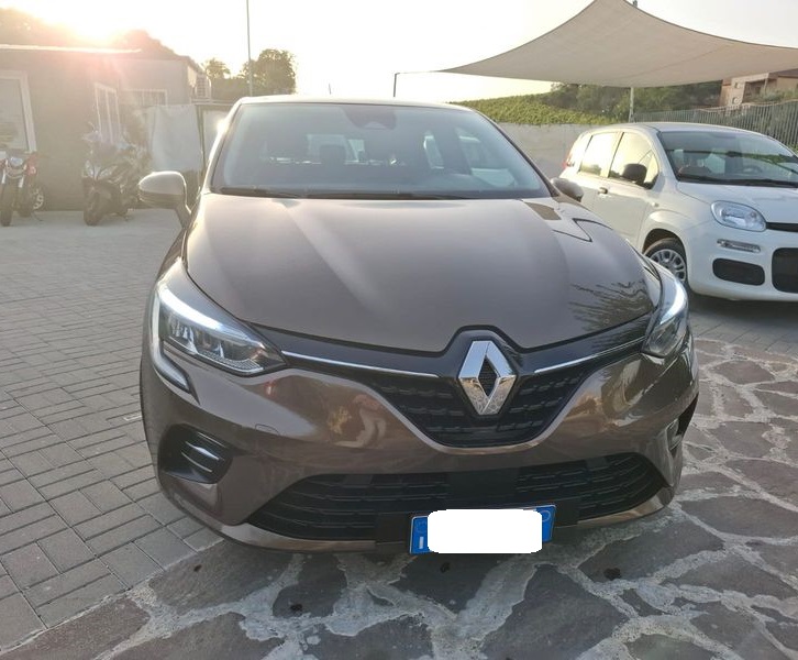 Renault Clio Life 1.0 benzina 90cv anno 04-2021 