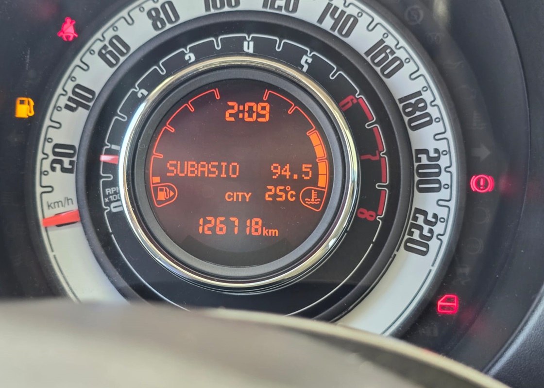 Fiat 500 Lounge 1.2 benzina 70cv anno 05-2014 