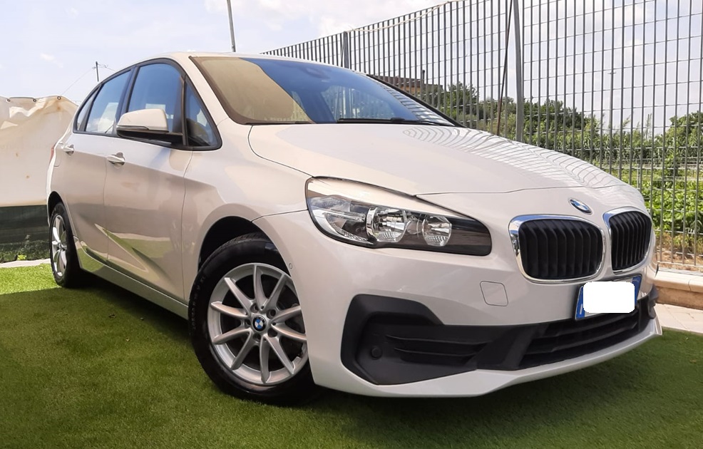 Bmw serie 216D Active Tourer Business 115cv anno 11-2018 