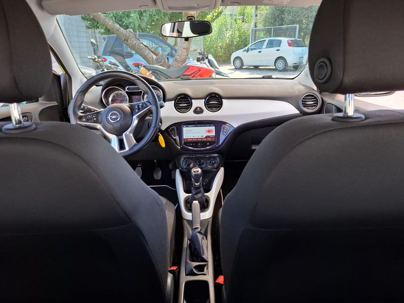 Opel Adam Glam 1.2 benzina 70cv anno 05-2013