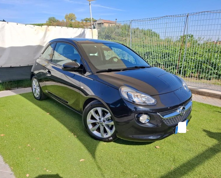 Opel Adam Glam 1.2 benzina 70cv anno 05-2013