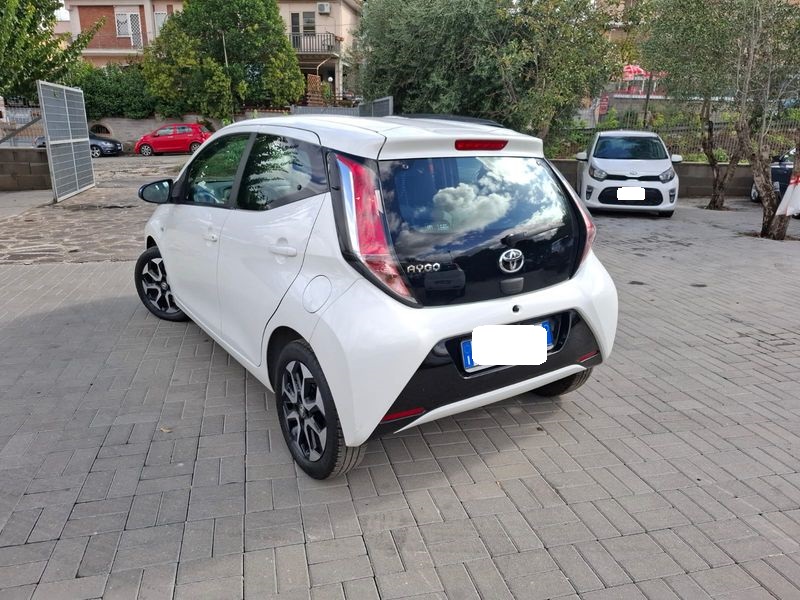 Toyota Aygo 1.0 benzina x-play 69cv anno 05-2018 