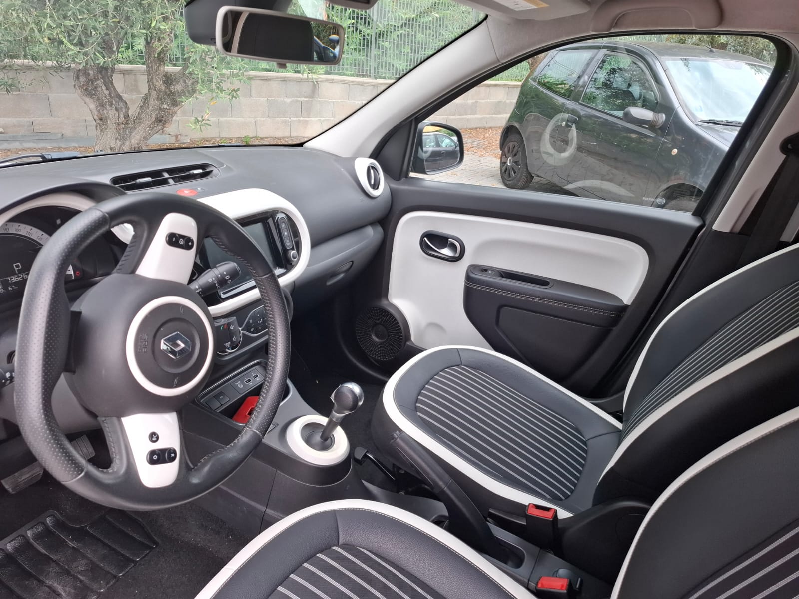 RENAULT TWINGO Electric E-Tech - "Vibes" Black Edition - Automatico  2021 