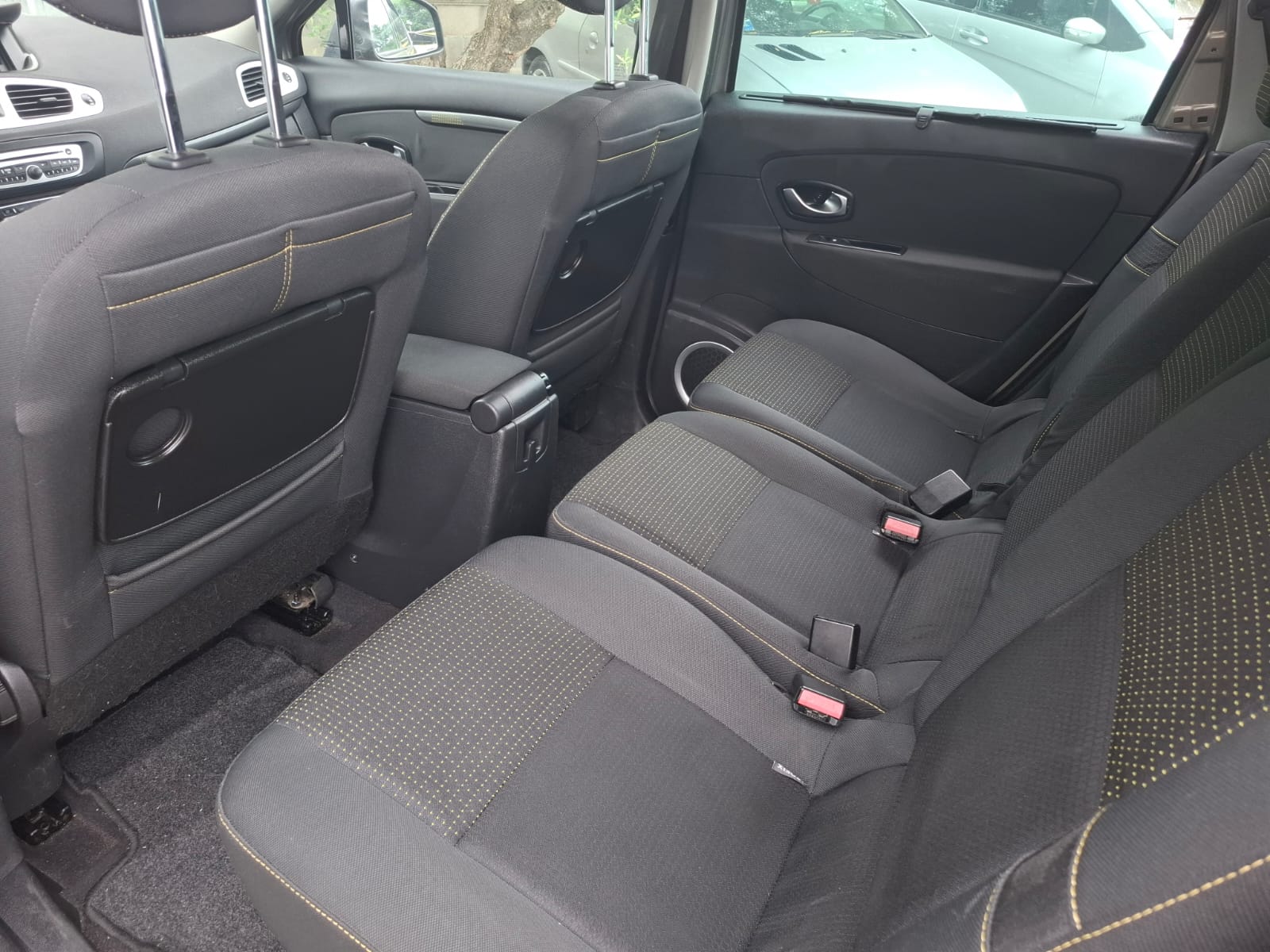RENAULT SCENIC 1.5 dCi 110 CV – COSTUME NATIONAL – 7 POSTI