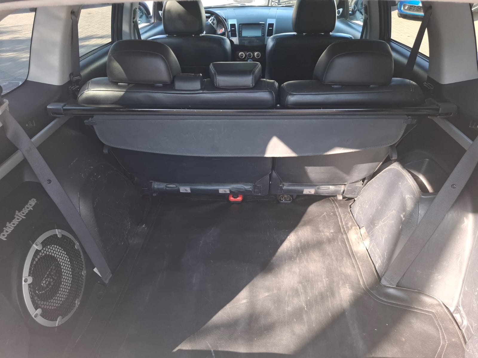 Mitsubishi Outlander 2.2 DI-D 7P Instyle 4X4