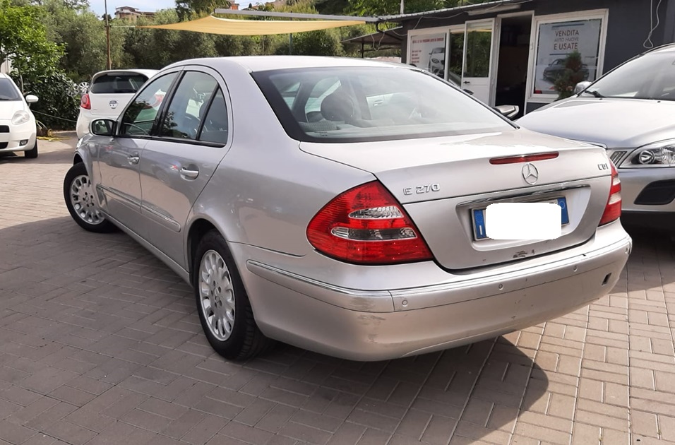 Mercedes Classe E270 cdi Advangarde 177cv anno 02-2004 