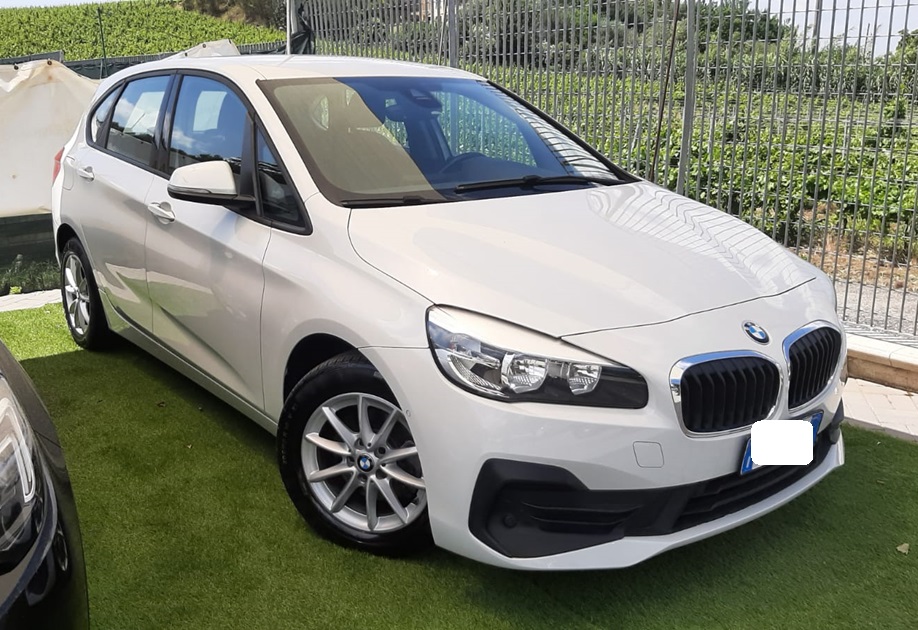 Bmw serie 216D Active Tourer Business 115cv anno 11-2018 