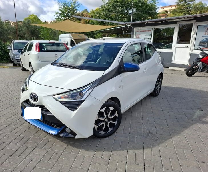 Toyota Aygo 1.0 benzina x-play 69cv anno 05-2018 