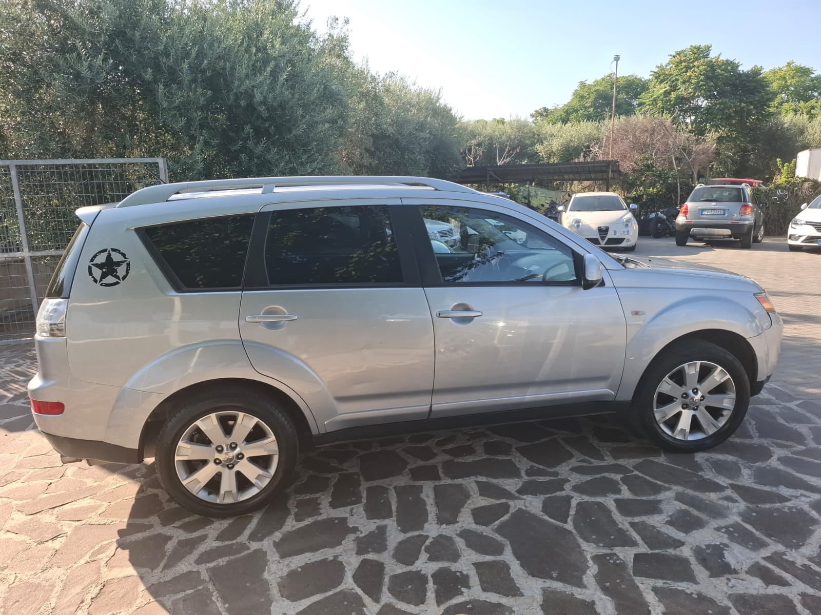 Mitsubishi Outlander 2.2 DI-D 7P Instyle 4X4