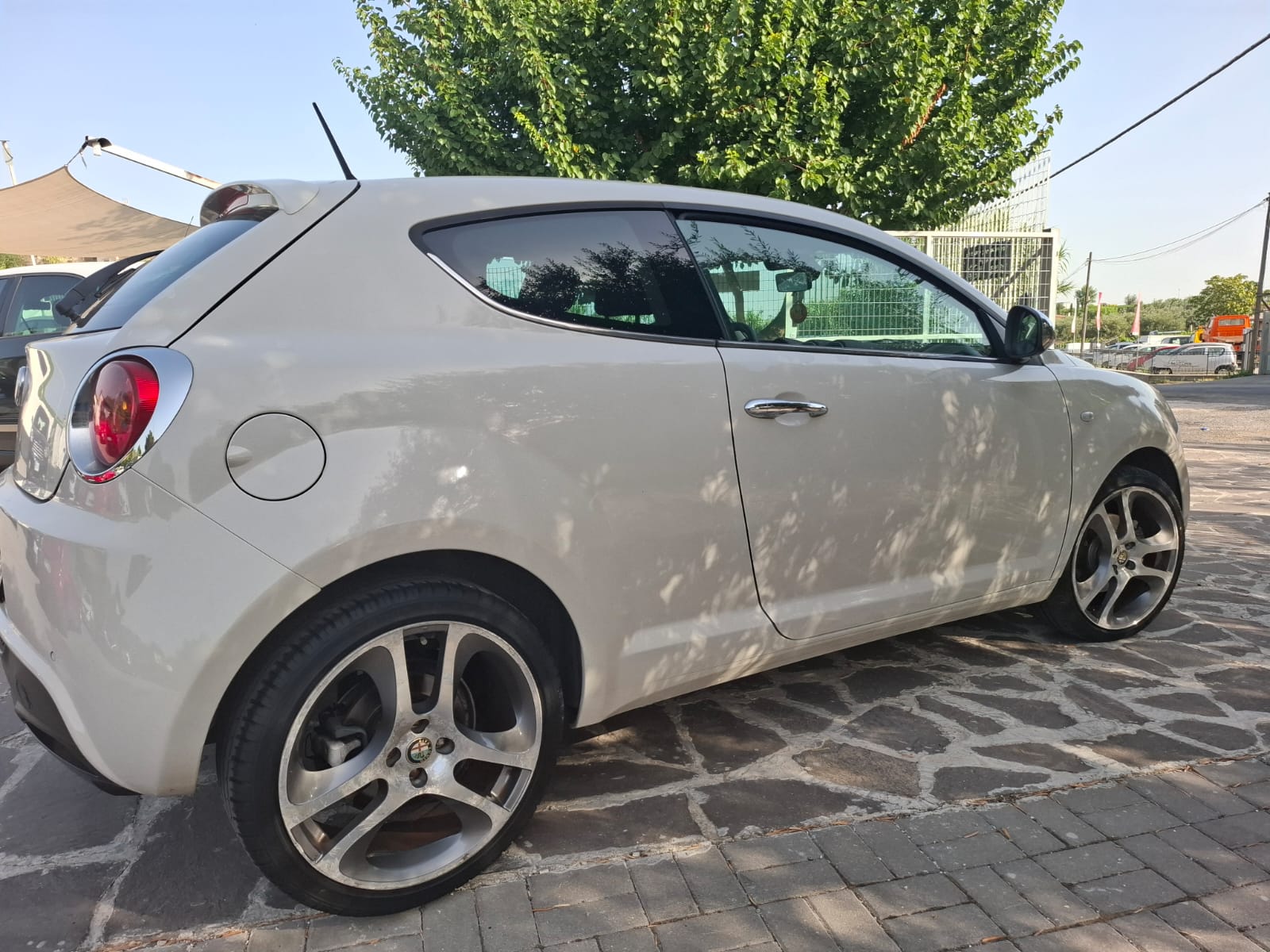 ALFA ROMEO MiTo 1.6 JTDm 120 CV Distinctive – Sport Pack & Cromo 2011