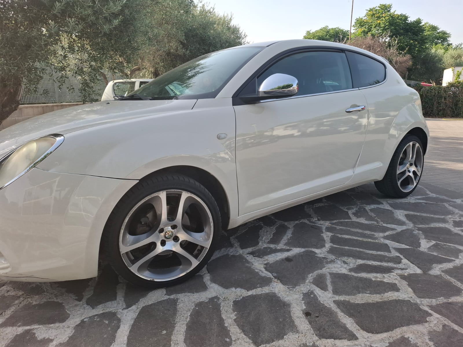 ALFA ROMEO MiTo 1.6 JTDm 120 CV Distinctive – Sport Pack & Cromo 2011