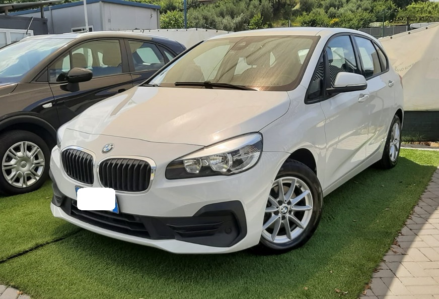 Bmw serie 216D Active Tourer Business 115cv anno 11-2018 